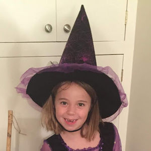 Meet your Posher, Amelia